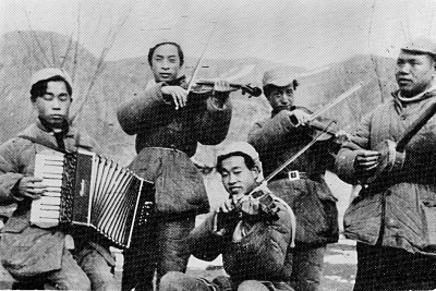 永远的“山丹丹”——歌曲《山丹丹开花红艳艳》诞生记 永远的“山丹丹”——歌曲《山丹丹开花红艳艳》诞生记