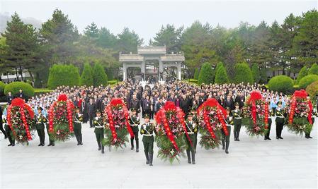 陕甘边区苏维埃政府成立85周年纪念活动在南梁举行 林铎唐仁健习远平欧阳坚等出席
