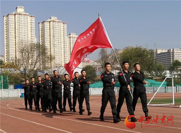 甘肃政法大学国旗护卫队在第六届全国高校升旗手交流会上获佳绩