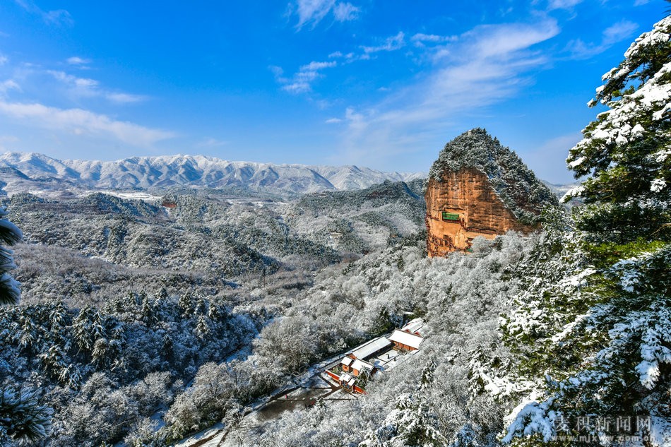 【醉美麦积】系列之：麦积山的雪