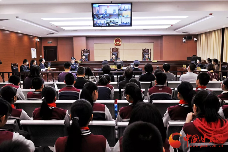 甘肃省法院举办反校园欺凌模拟法庭实践活动（图）