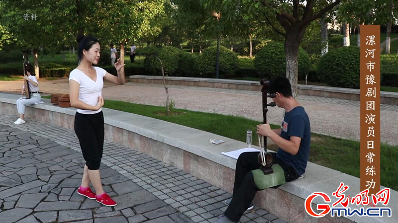 “为人民抒情”之豫剧:艺术送农民 戏曲进校园 她和百姓紧相连 “为人民抒情”之豫剧:艺术送农民 戏曲进校园 她和百姓紧相连