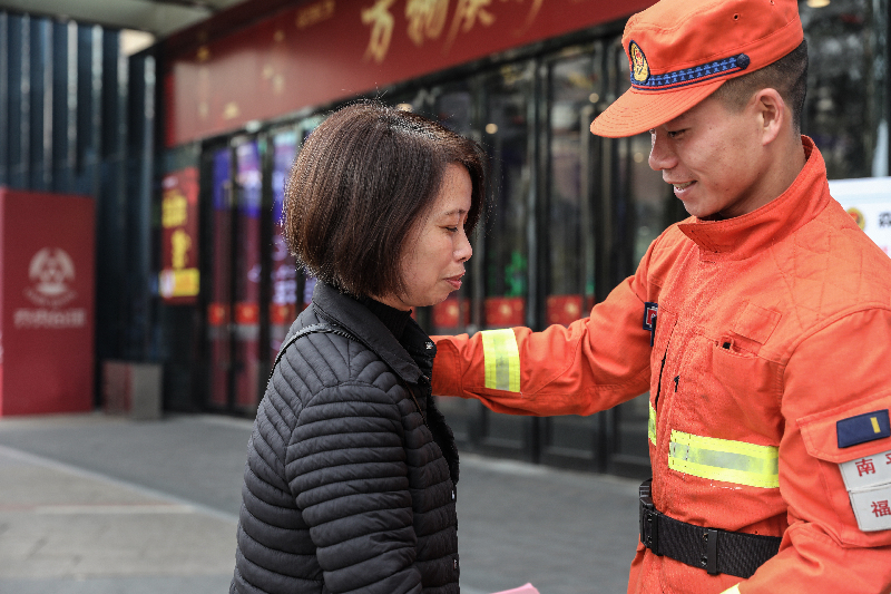 【新春走基层?坚守在一线】森林消防员“家门口”的坚守 【新春走基层?坚守在一线】森林消防员“家门口”的坚守