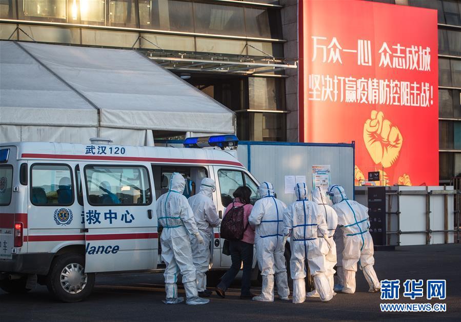 (新华全媒头条·图文互动)(1)沧海横流 英雄本色——致敬抗疫一线的勇士们