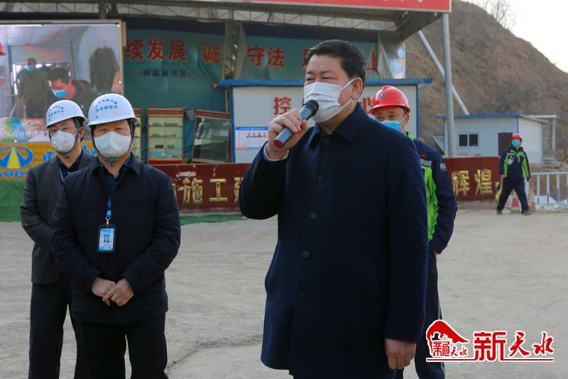 王军率队督查天平高速天水段项目建设情况