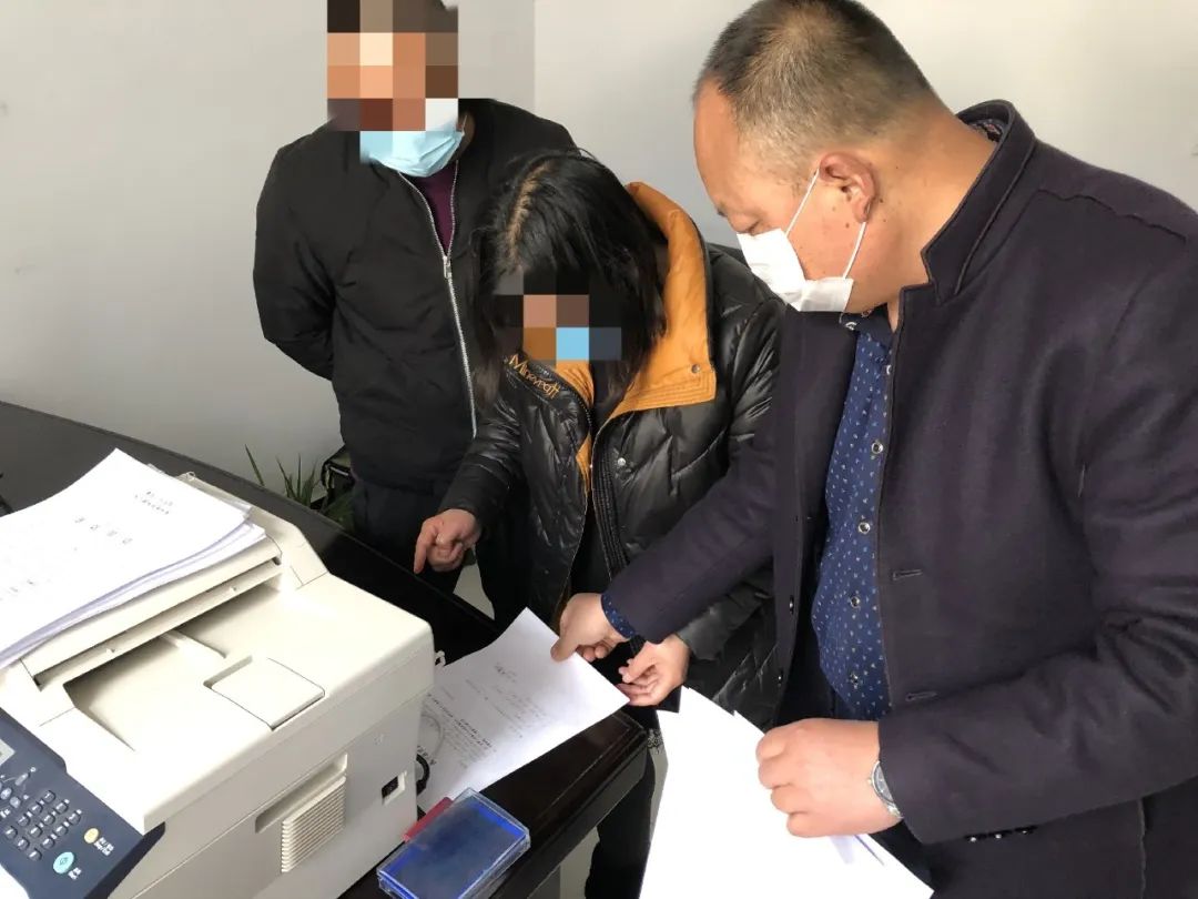 康县法院执行局转变执行方式 督促被执行人缴纳执行款8万余元
