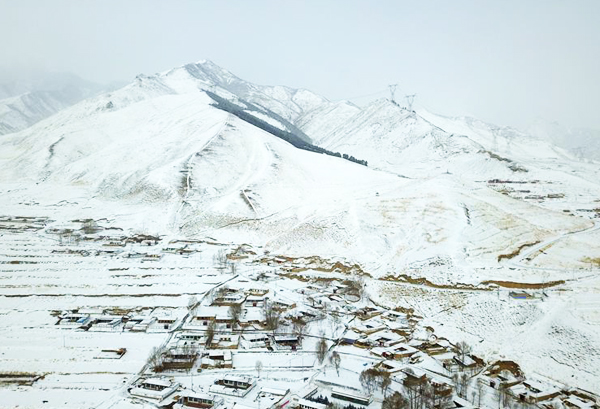 【中央媒看甘肃】春雪惊艳乌鞘岭