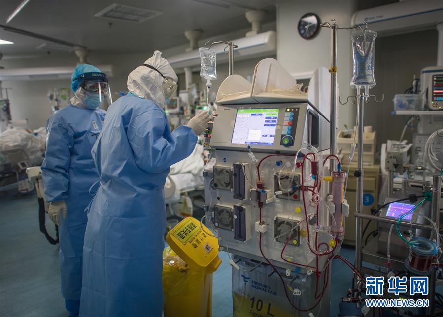 (新华全媒头条·图文互动)(3)生命至上——聚焦新冠肺炎患者救治攻坚