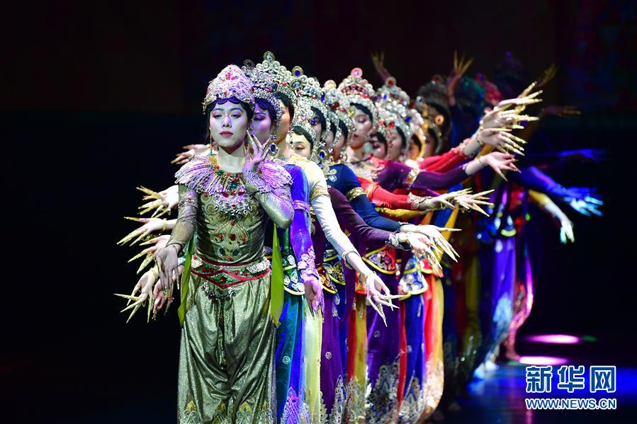 （文化）（1）藏族传统歌舞乐《金顶梵音-拉卜楞》恢复公演