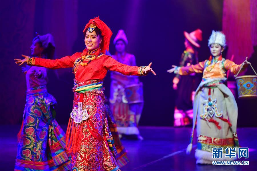 （文化）（5）藏族传统歌舞乐《金顶梵音-拉卜楞》恢复公演
