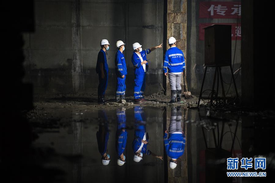 （经济）（4）武汉地铁8号线二期项目稳步推进