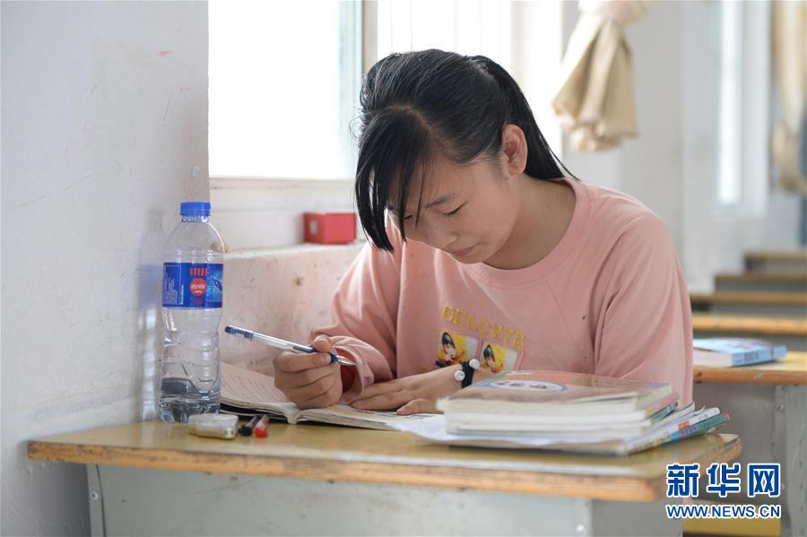 (在习近平新时代中国特色社会主义思想指引下——新时代新作为新篇章·习近平总书记关切事·图文互动)(2)战洪魔 保安全——近期防汛救灾热点观察