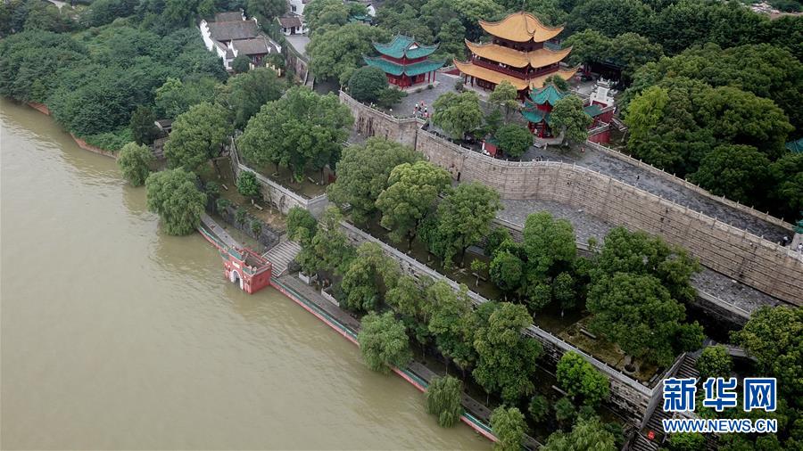 （防汛抗洪）（2）俯瞰高水位下的岳阳楼