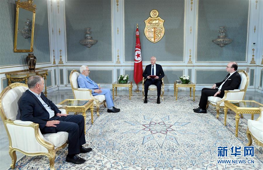 （国际）突尼斯总理宣布辞职