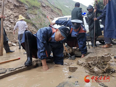 武都:筑起防汛抢险“铜墙铁壁”