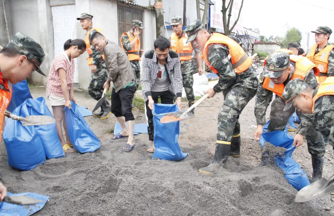 为陇南战“洪”鼓与呼——中央省级媒体采访报道陇南抗洪抢险救灾纪实