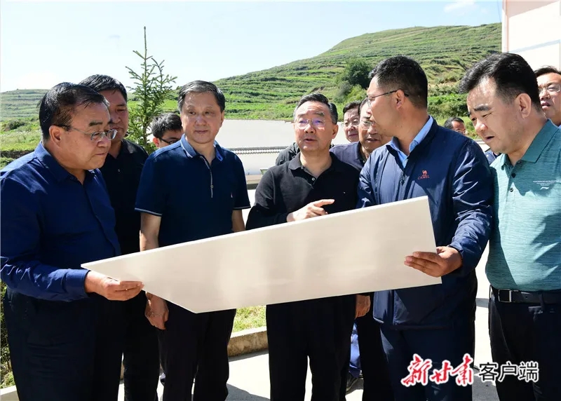 《无极登录平台_唐仁健在宕昌调研救灾防灾和脱贫攻坚等工作》