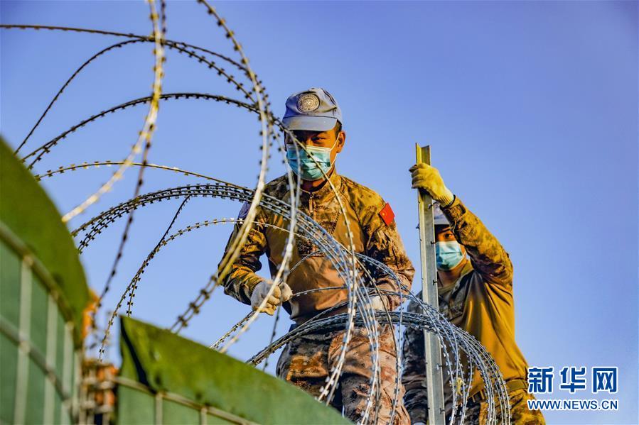 （国际）（1）中国维和工兵分队完成联非达团营地防御工事升级改造任务