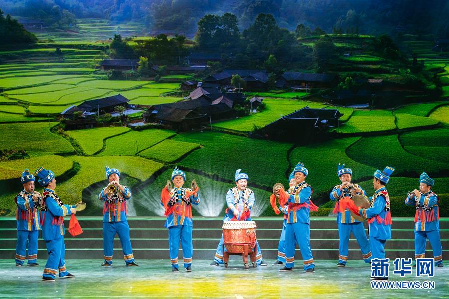 （文化）（3）2020年湖南省“欢乐潇湘”精准扶贫优秀文艺作品展演在长沙举行