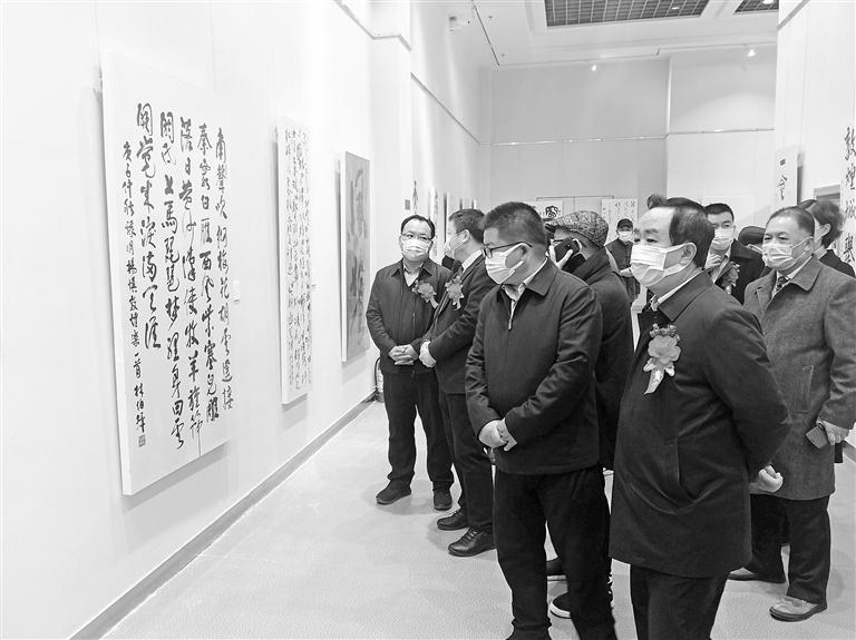 纪念莫高窟藏经洞发现120周年国际书法邀请展在敦煌启幕