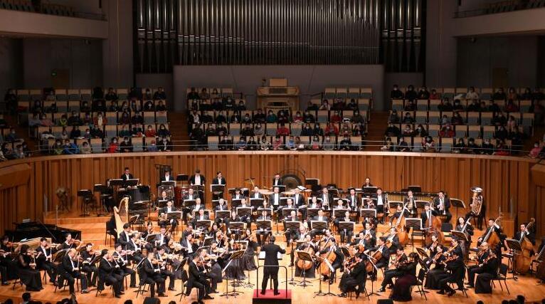 “满江红”中国交响乐团音乐会在京上演