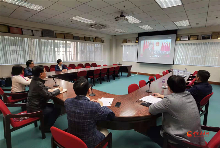 部分港澳委员在澳门集体收看甘肃省第十三届人民代表大会第四次会议开幕式