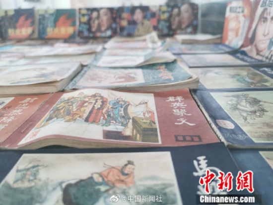 爷爷留下的传家宝，是70年代末的“头版小人书”