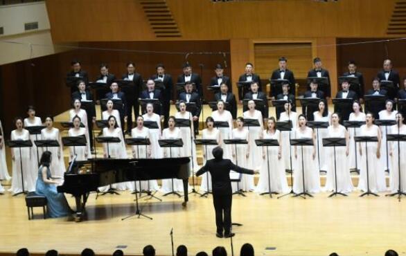 《红色经典》合唱音乐会在京上演