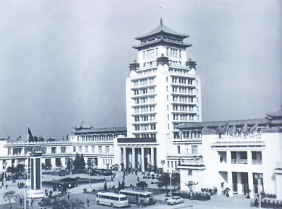 十大建筑:汇聚建设社会主义的人民力量 十大建筑:汇聚建设社会主义的人民力量