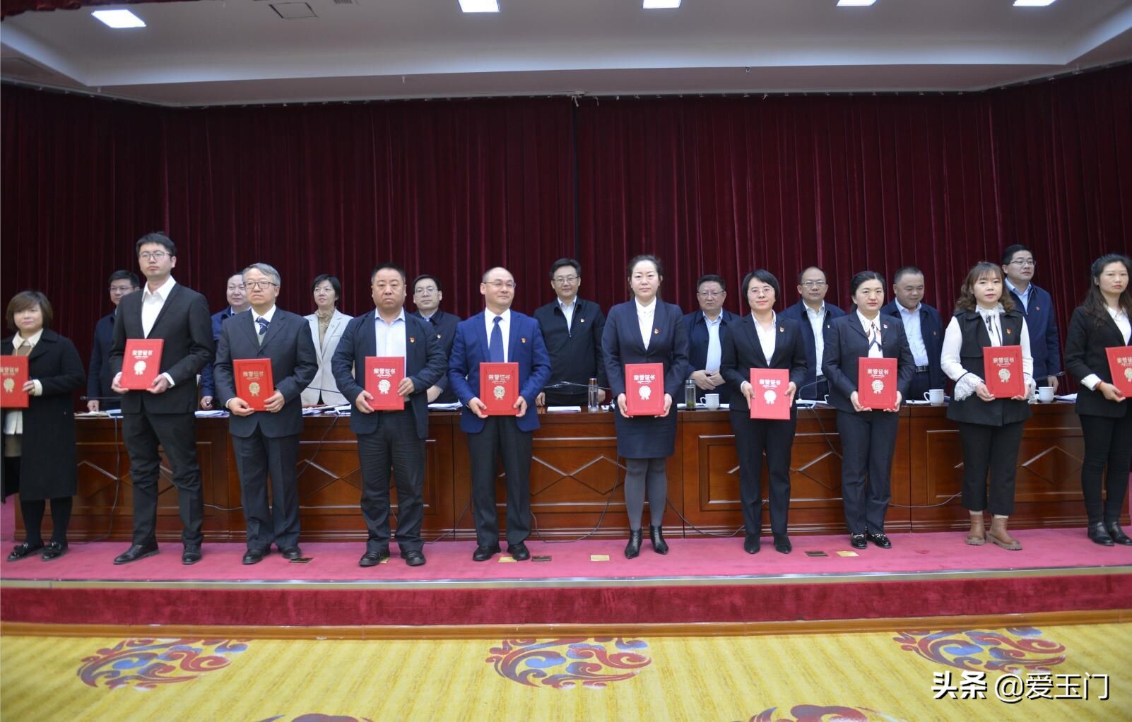 市委工作会议暨全市党史学习教育动员大会召开