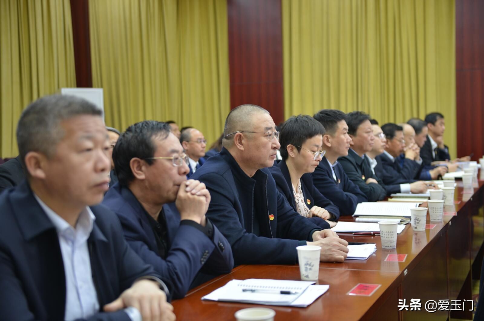 市委工作会议暨全市党史学习教育动员大会召开