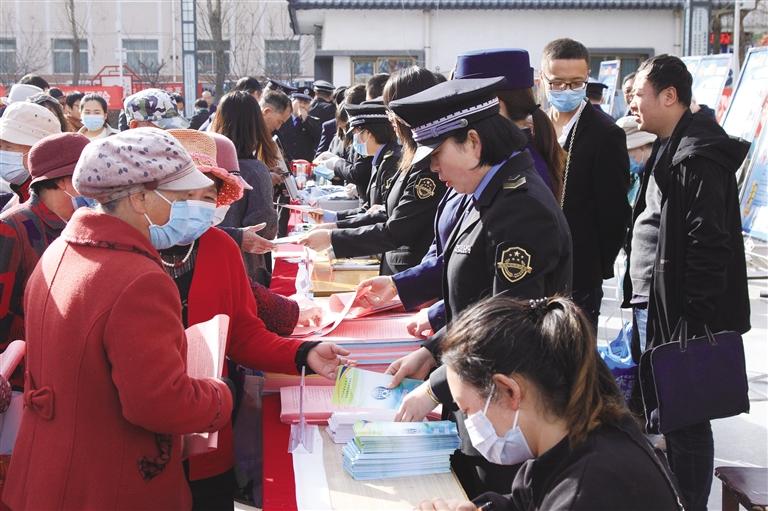 兰州市举行“守护安全 畅通消费”主题活动