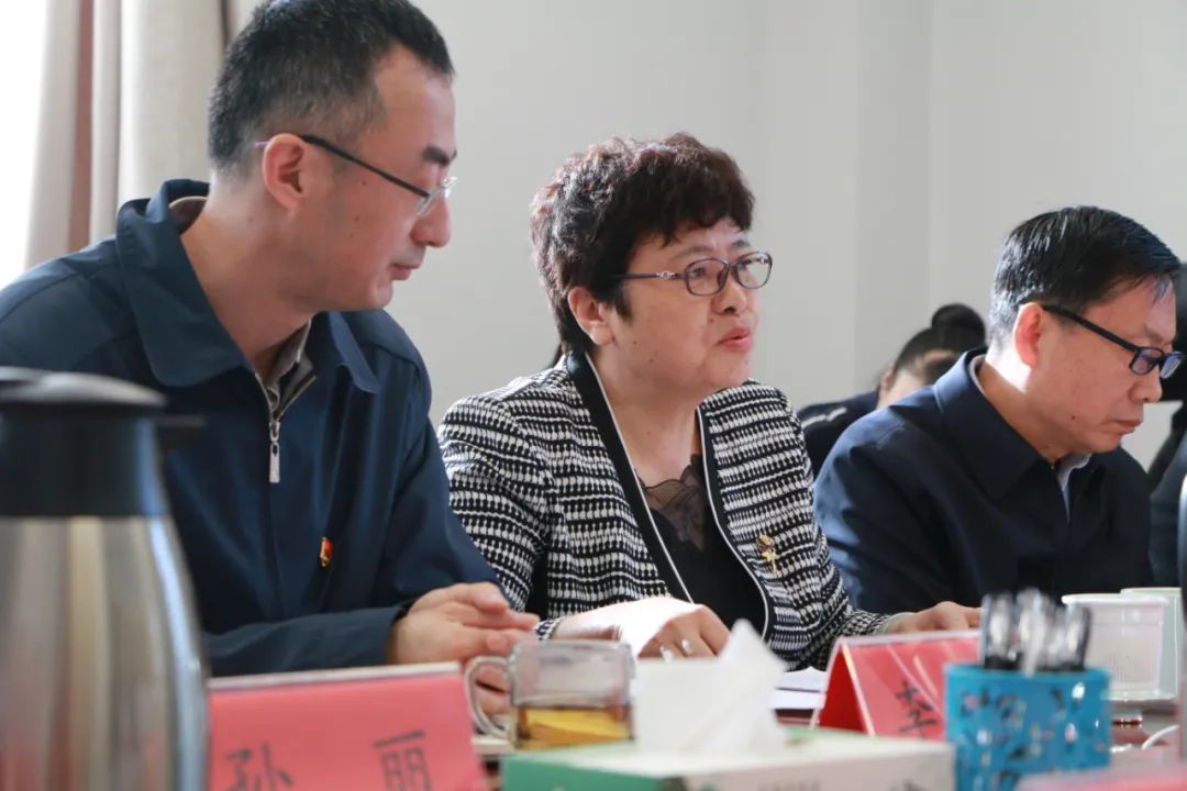 《无极5首页_甘肃省委常委、省委宣传部部长王嘉毅赴省文明办调研》