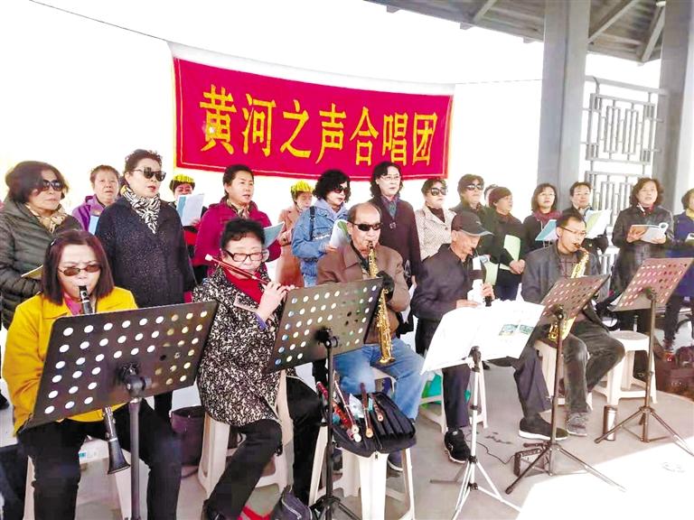 “黄河之声”合唱团：传承红色文化黄河边上唱红歌
