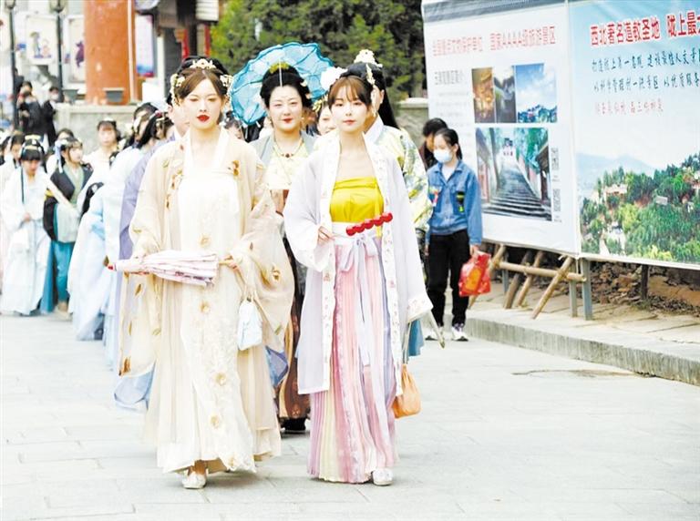 传承雅致生活美学 天水市玉泉观首届“花朝节”开幕