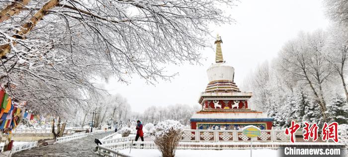 甘肃肃南迎春雪尽显裕固族雪域风情