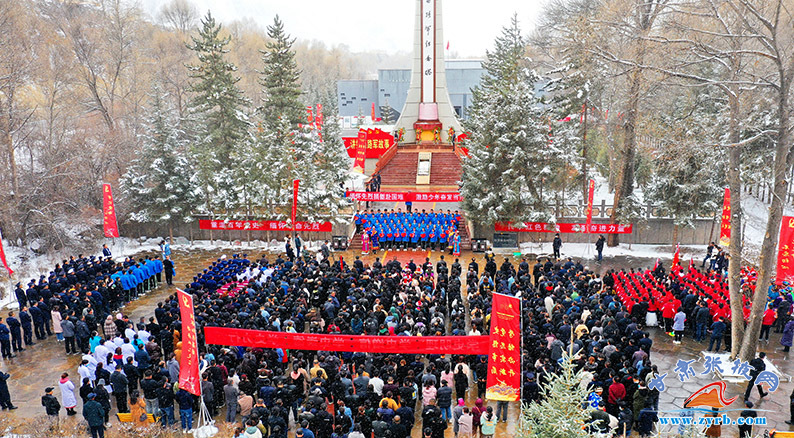 张掖肃南：清明祭英烈 传承红色精神