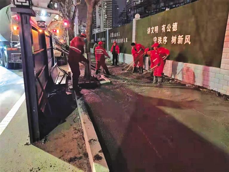 兰州市对东方红广场周边道路进行改造提升