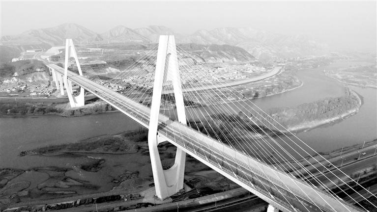 兰州南绕城高速公路项目荣获甘肃省建设工程“飞天金奖”