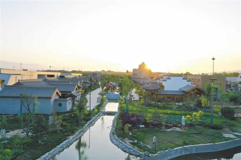 去嘉峪关·关城里景区 远眺雄关漫道 静享斑斓古意