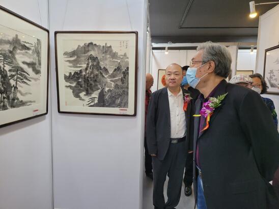 大美黄山——贾宝明黄山写生画展在工美大厦举办 大美黄山——贾宝明黄山写生画展在工美大厦举办