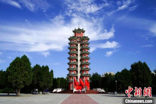 图为会宁红军会师纪念塔。(资料图) 甘肃省文物局供图