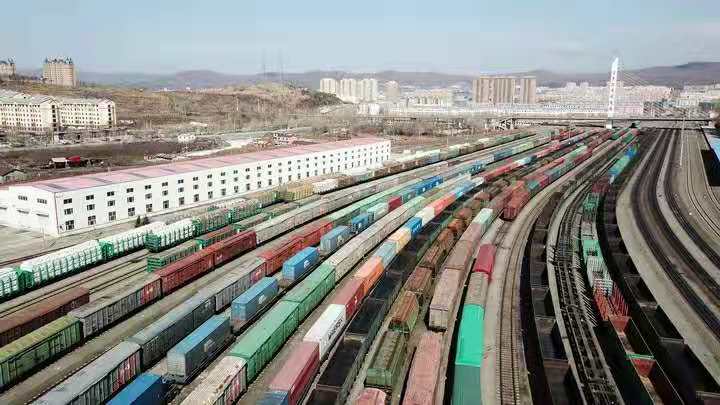 1623834229112062.jpg 中欧班列.jpg