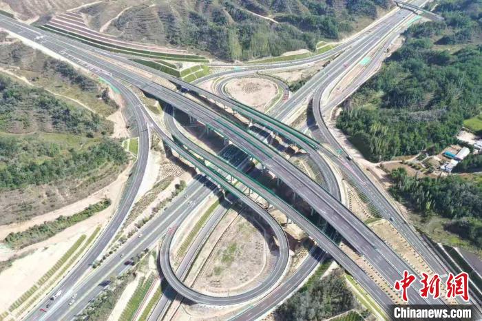 甘肃建“5G+智慧公路”示范项目可供自动驾驶汽车行驶