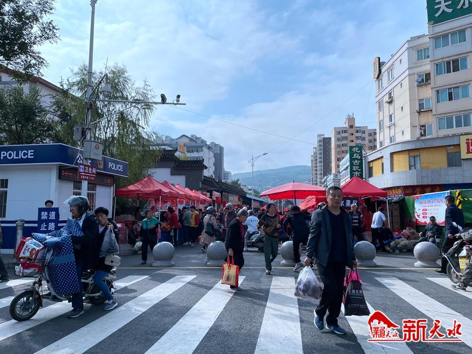 《无极五登陆地址_【创城】创城提升城市品位 市民游客齐点赞》