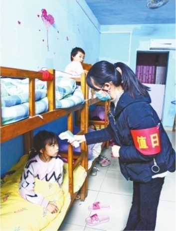 “这里的孩子更需要我们” 这些老师用爱守住了乡村小学
