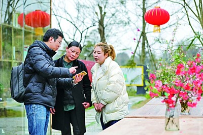 我们的民主“广泛充分、真实具体、有效管用” 我们的民主“广泛充分、真实具体、有效管用”