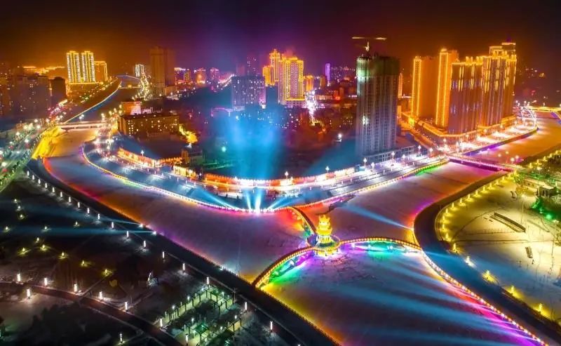 8.康乐胭脂湖夜景.jpg 图片