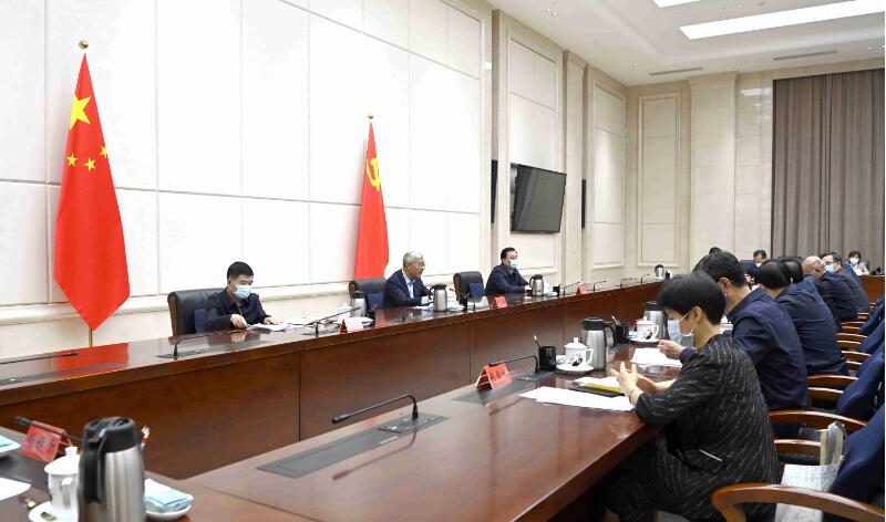 中共甘肃省委召开各民主党派省级组织新老班子主要负责同志座谈会