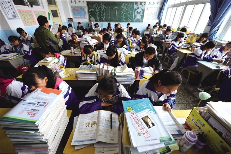 【高考】2022年甘肃省243248人报名参加高考
